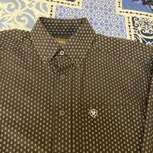 Ariat shirt